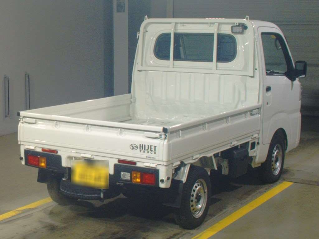 2023 Daihatsu Hijet Truck S510P[1]