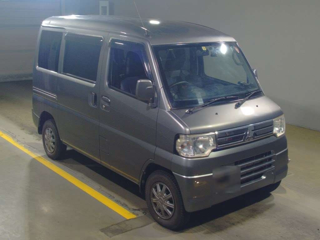 2013 Mitsubishi Minicab Van U62V[2]