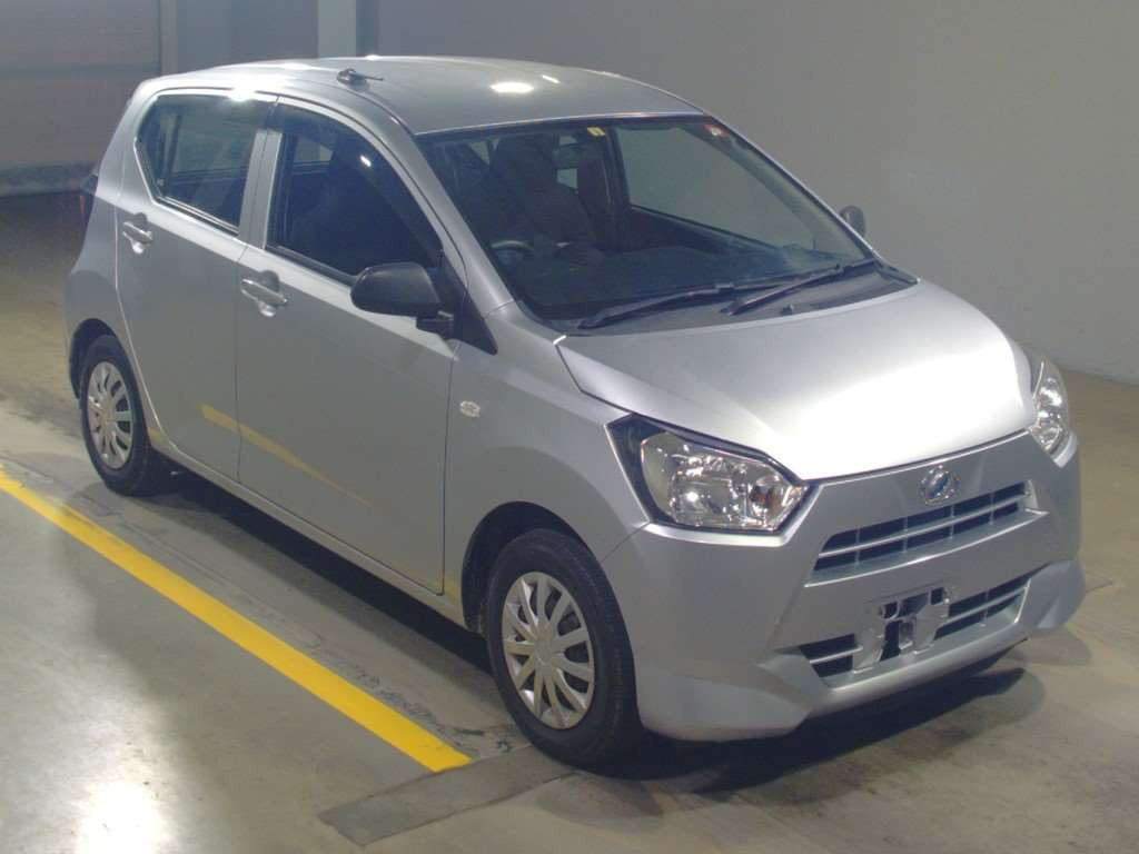 2019 Daihatsu Mira es LA350S[2]