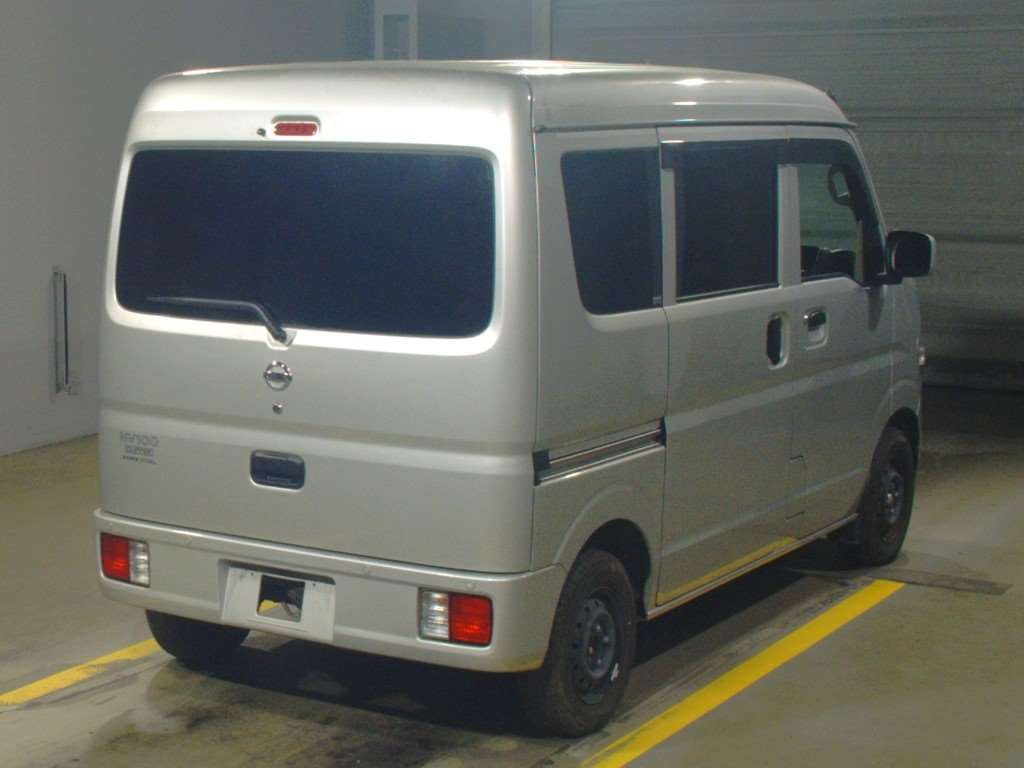 2022 Nissan NV100 Clipper DR17V[1]