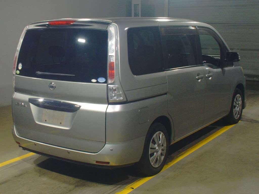 2010 Nissan Serena C25[1]