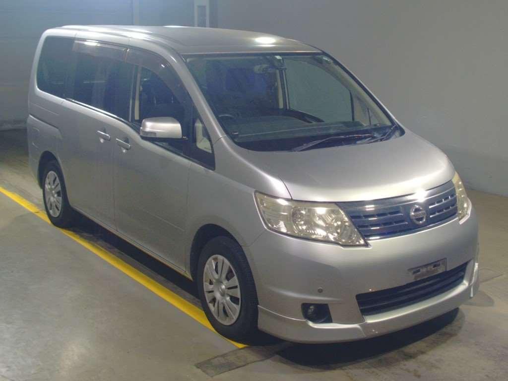 2010 Nissan Serena C25[2]