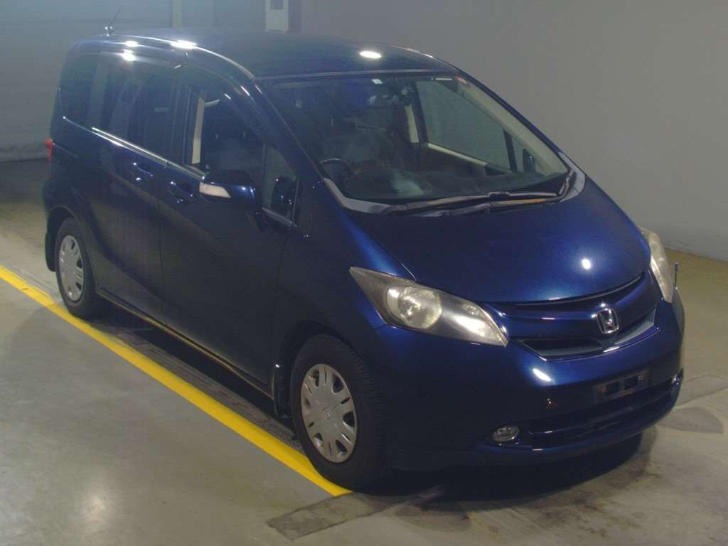 2010 Honda Freed GB3[2]