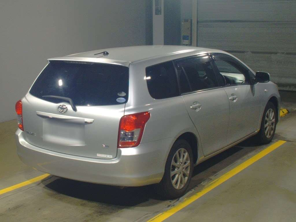 2011 Toyota Corolla Fielder NZE141G[1]