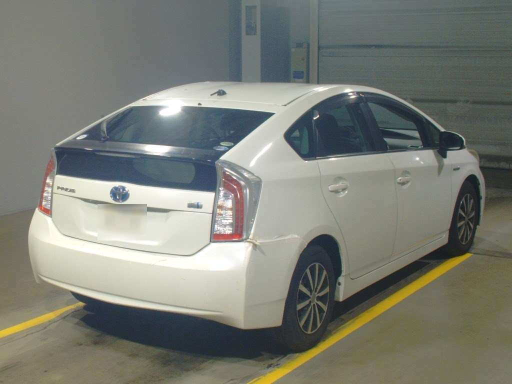 2012 Toyota Prius ZVW30[1]