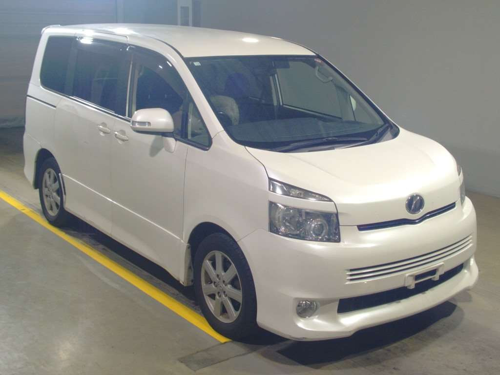 2008 Toyota Voxy ZRR70W[2]