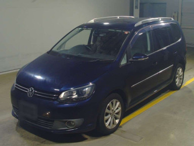 2012 Volkswagen Golf Touran