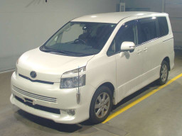 2008 Toyota Voxy