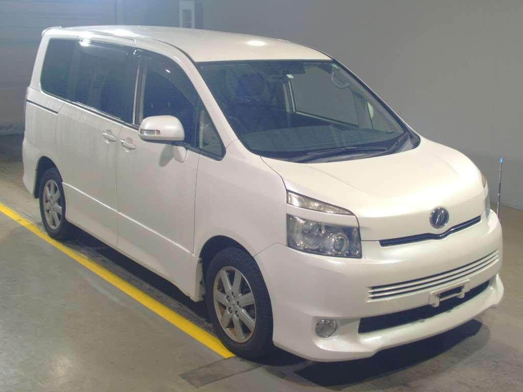 2008 Toyota Voxy ZRR75W[2]