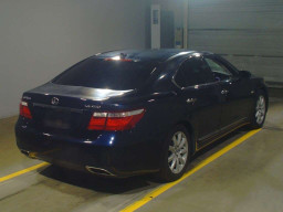 2007 Lexus LS