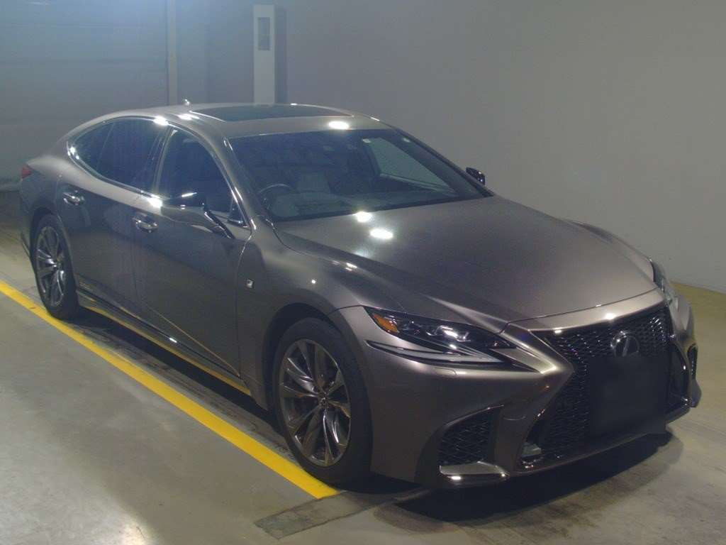 2017 Lexus LS GVF55[2]