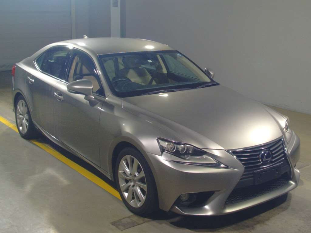 2013 Lexus IS AVE30[2]