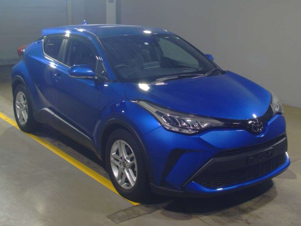 2020 Toyota C-HR NGX10[2]