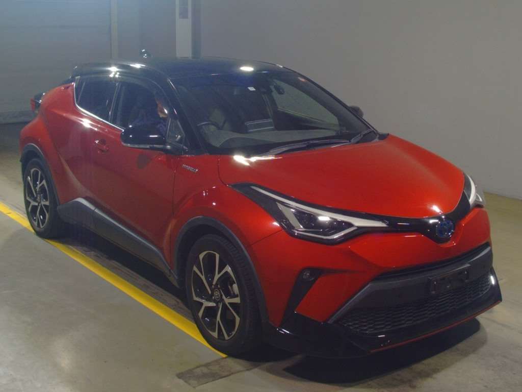 2019 Toyota C-HR ZYX11[2]