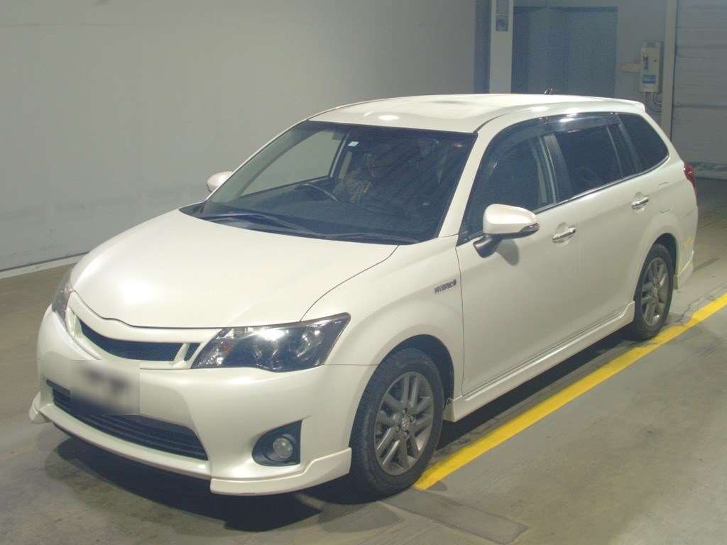 2014 Toyota Corolla Fielder NKE165G[0]