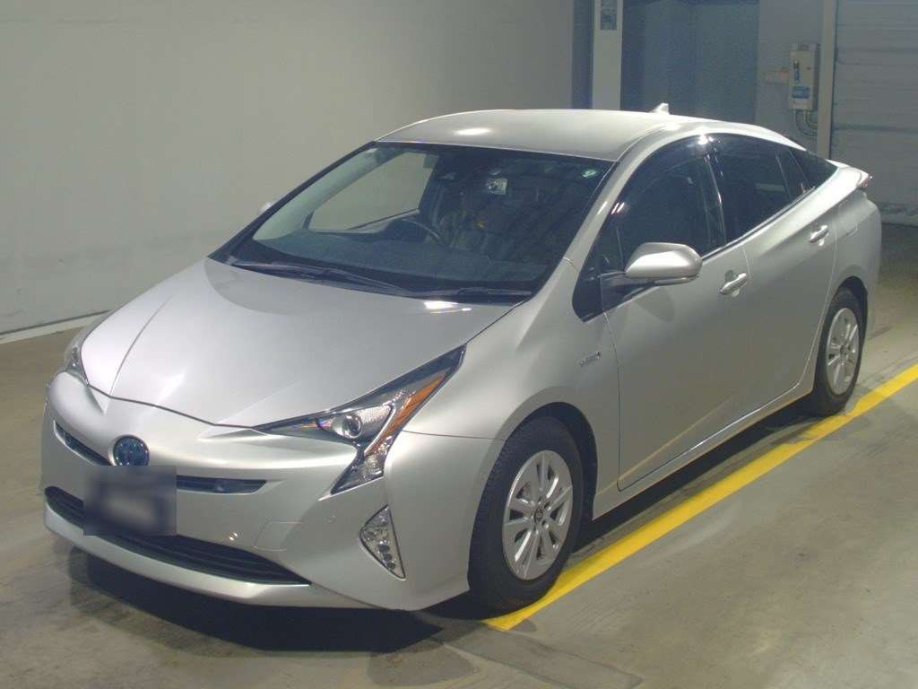 2018 Toyota Prius ZVW50[0]