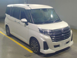 2022 Toyota Roomy