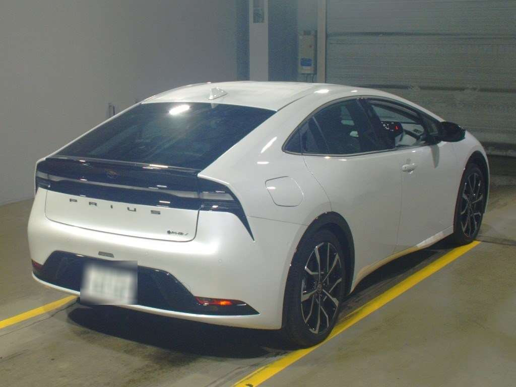 2024 Toyota Prius MXWH61[1]