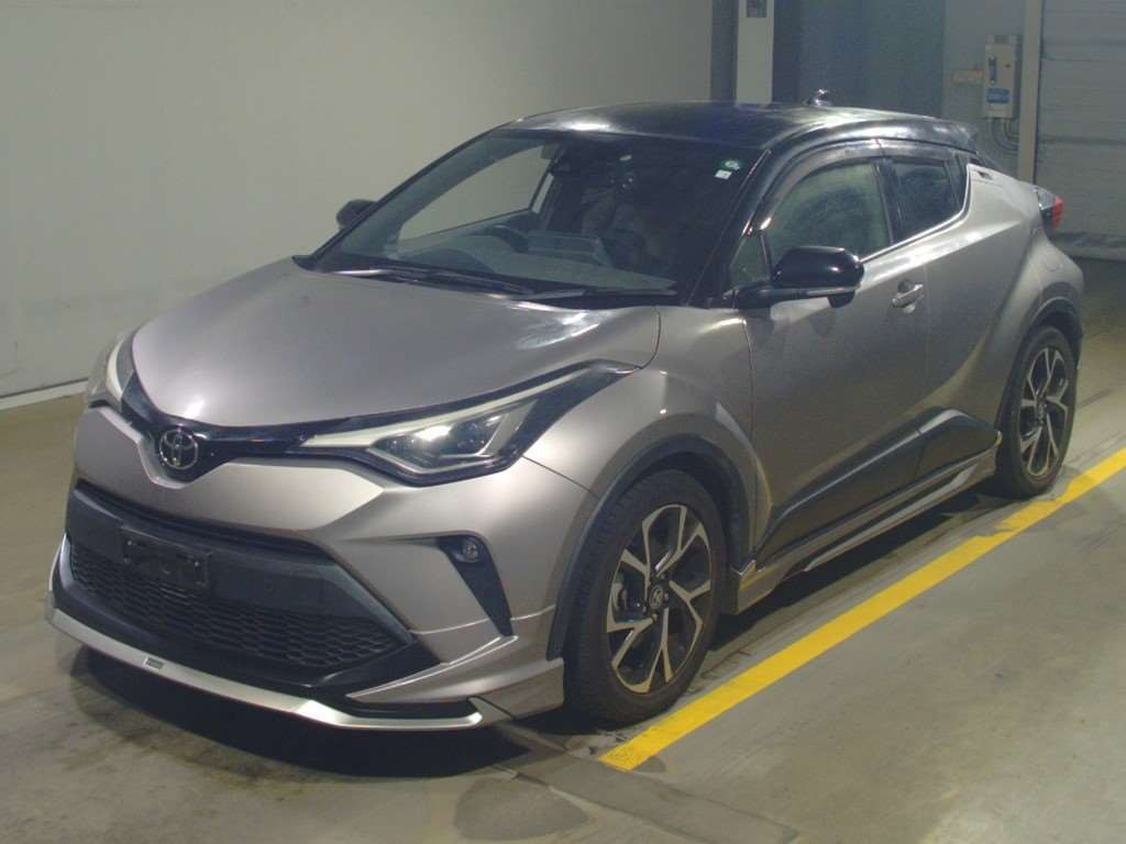 2020 Toyota C-HR NGX10[0]