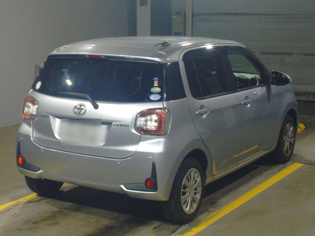 2018 Toyota Passo M700A[1]