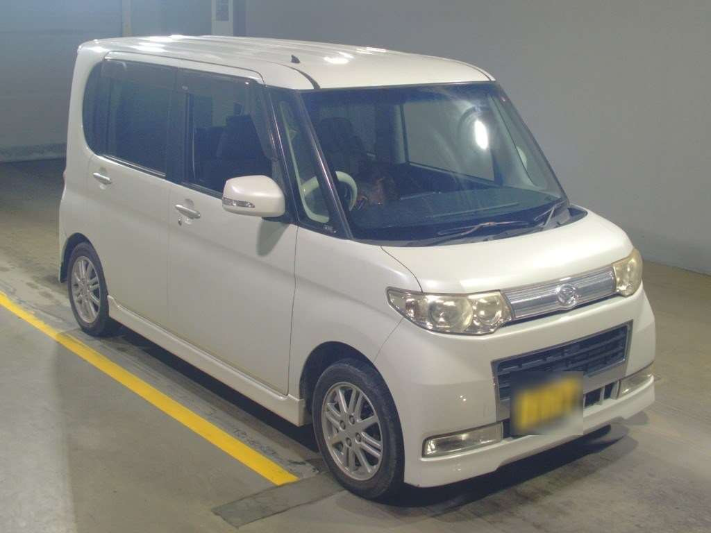 2010 Daihatsu Tanto Custom L375S[2]