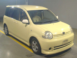 2006 Toyota Sienta