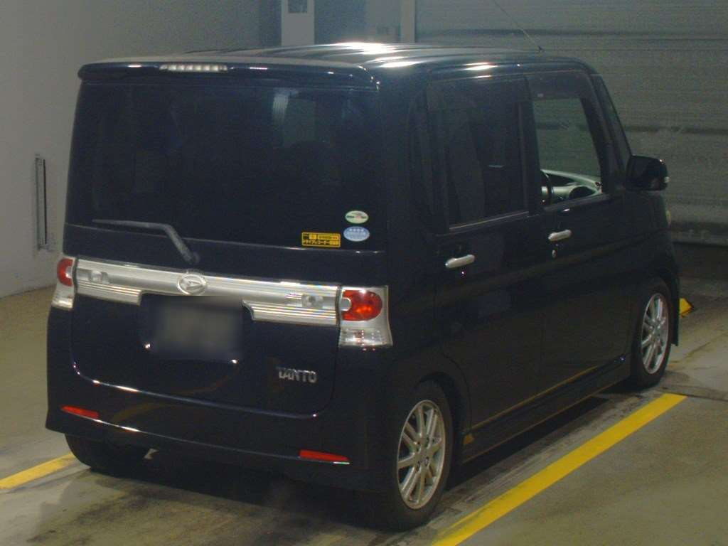 2010 Daihatsu Tanto Custom L375S[1]