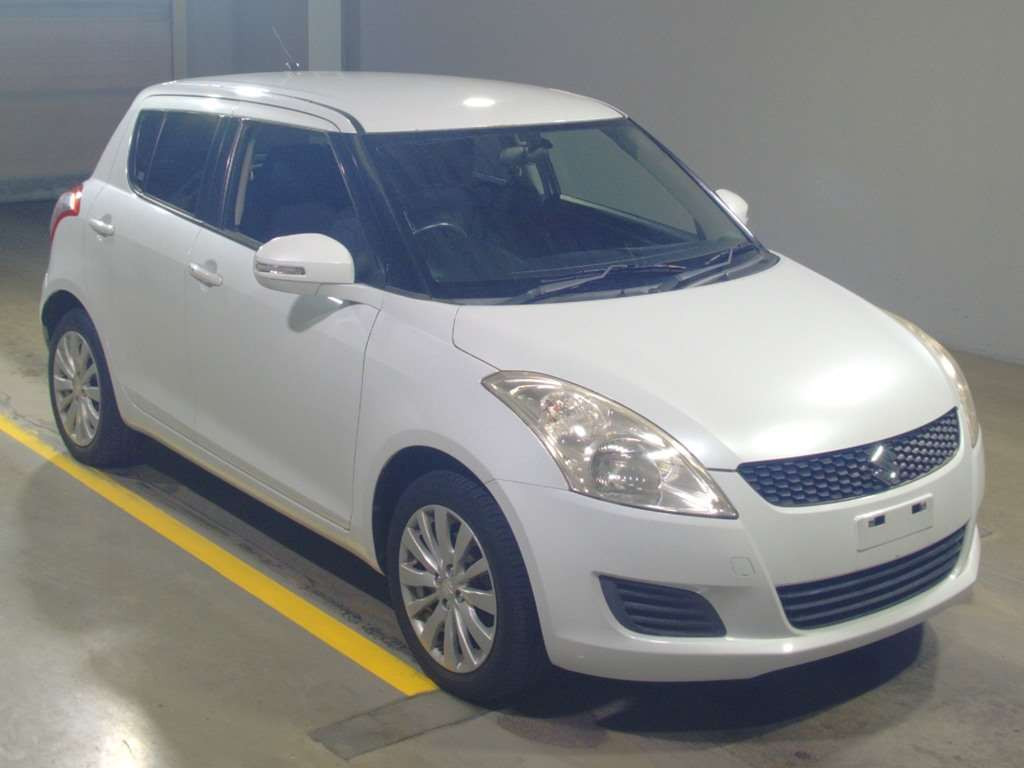 2011 Suzuki Swift ZD72S[2]