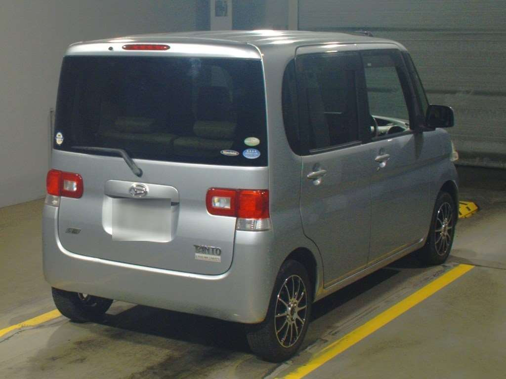 2012 Daihatsu Tanto L375S[1]