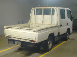 2003 Toyota Toyoace Truck