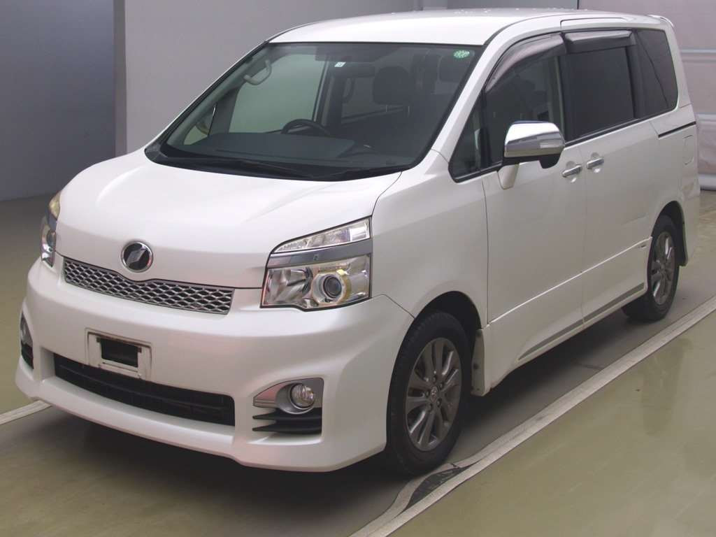 2014 Toyota Voxy ZRR70W[0]