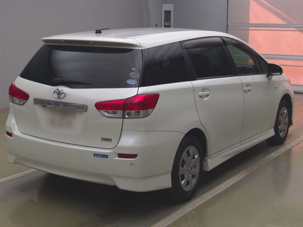 2010 Toyota Wish ZGE20G[1]