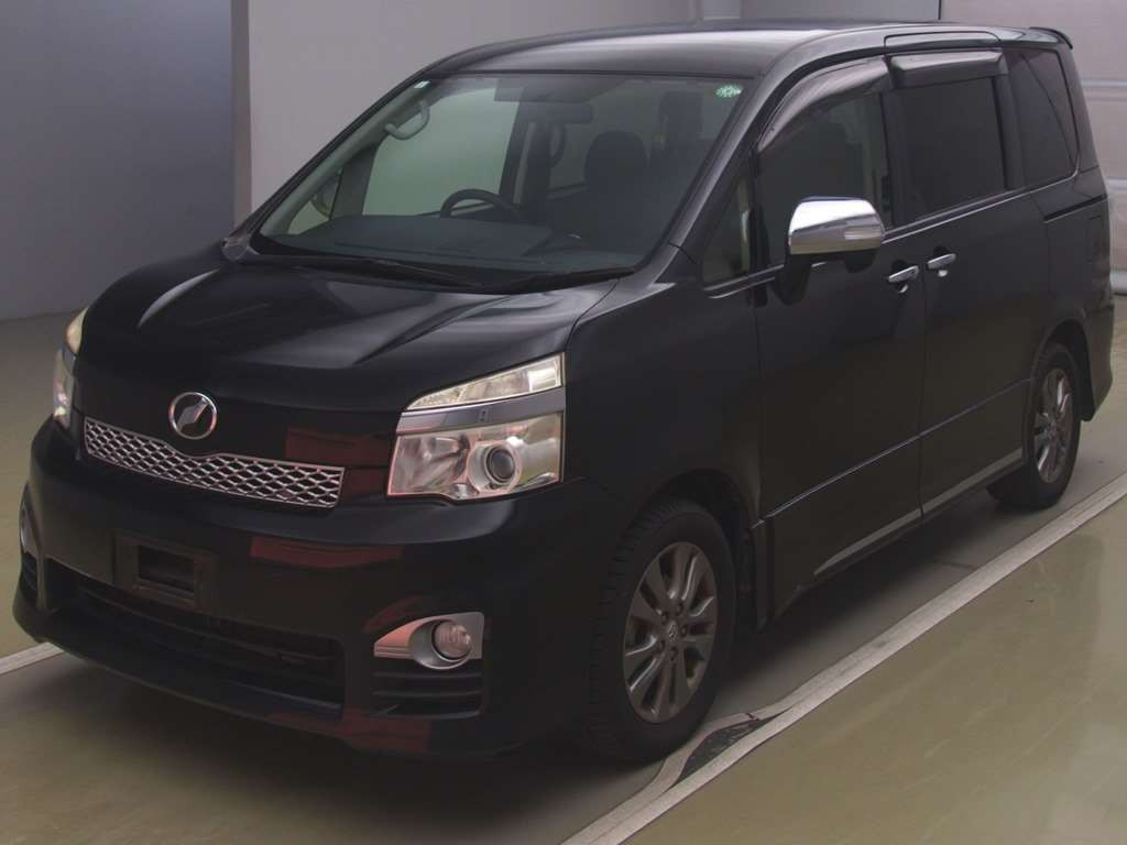 2013 Toyota Voxy ZRR70W[0]