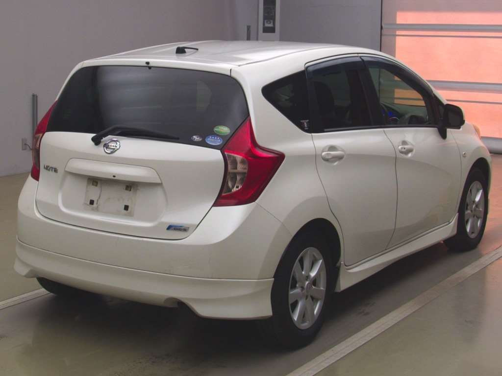 2014 Nissan Note E12[1]