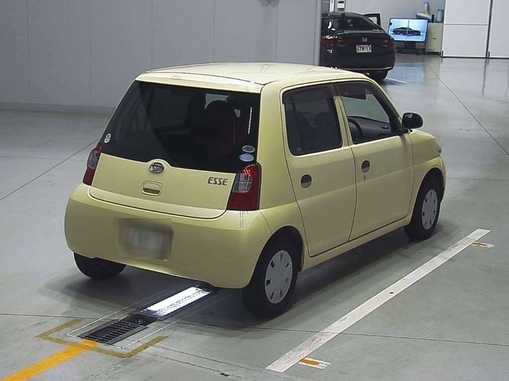 2009 Daihatsu Esse L235S[1]