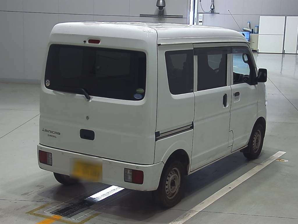 2019 Mitsubishi Minicab Van DS17V[1]