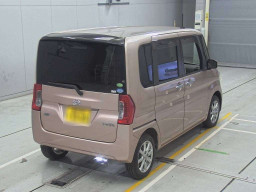 2014 Daihatsu Tanto