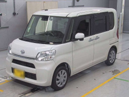 2016 Daihatsu Tanto