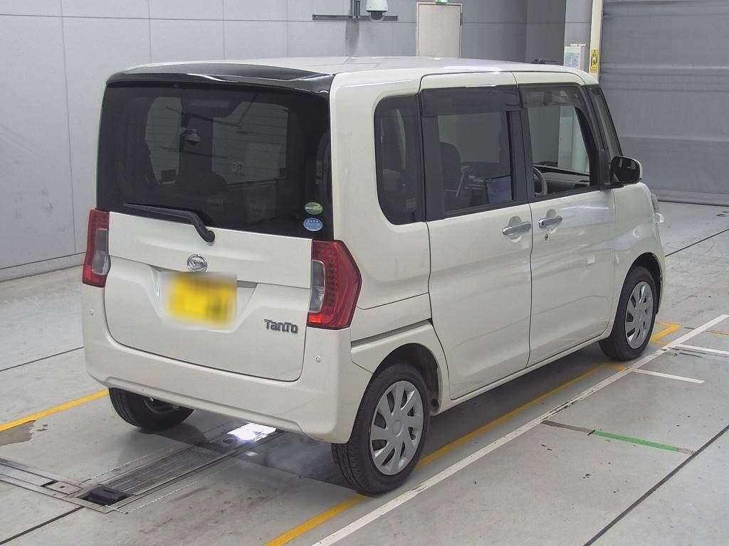 2016 Daihatsu Tanto LA600S[1]