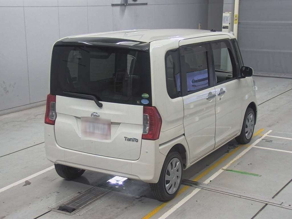 2017 Daihatsu Tanto LA600S[1]