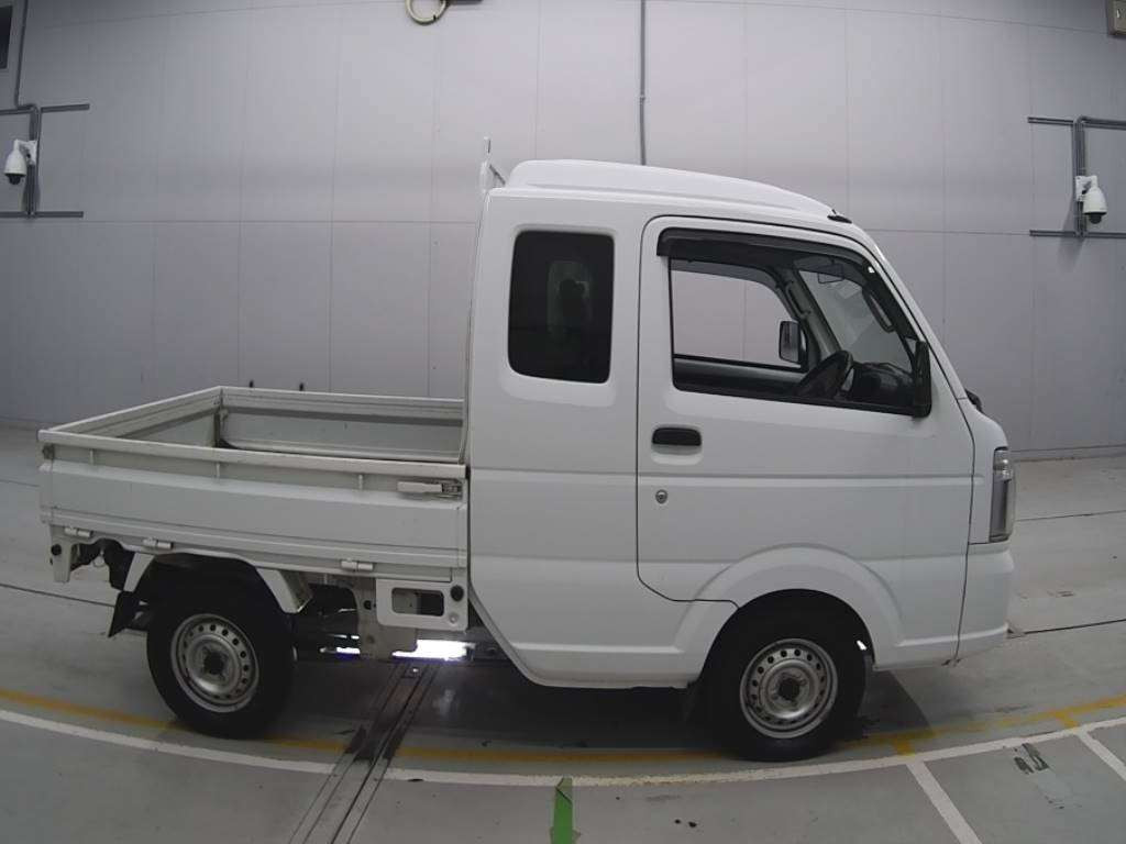 2018 Suzuki Carry Truck DA16T[2]