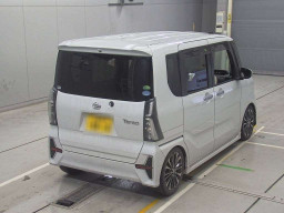 2020 Daihatsu Tanto