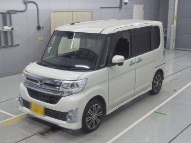 2015 Daihatsu Tanto