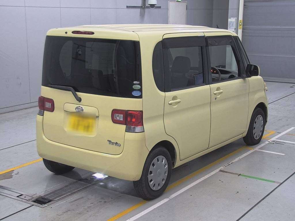 2010 Daihatsu Tanto L375S[1]