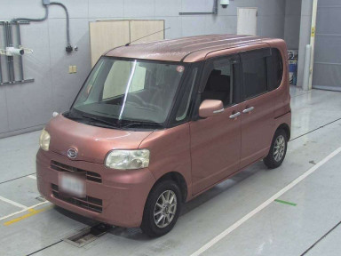 2010 Daihatsu Tanto