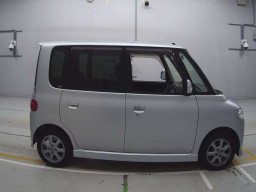 2007 Daihatsu Tanto