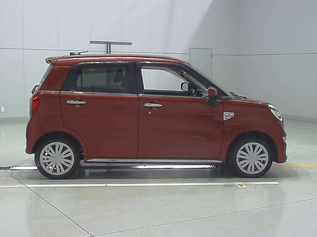 2016 Daihatsu Cast LA250S[2]