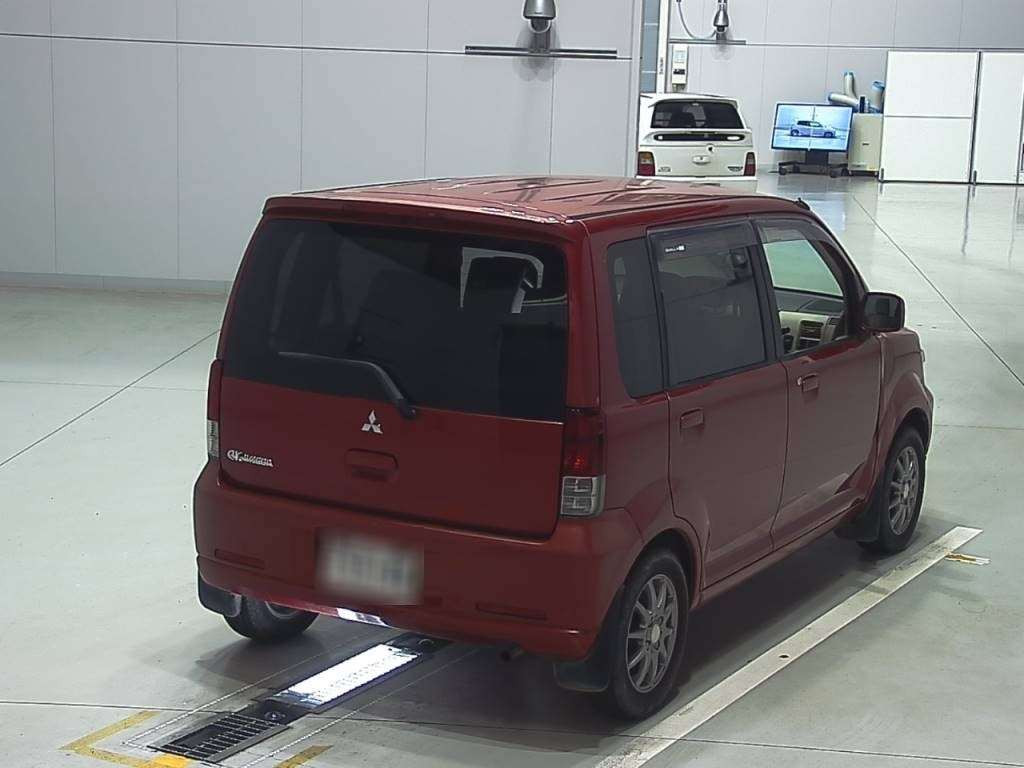 2004 Mitsubishi eK Wagon H81W[1]