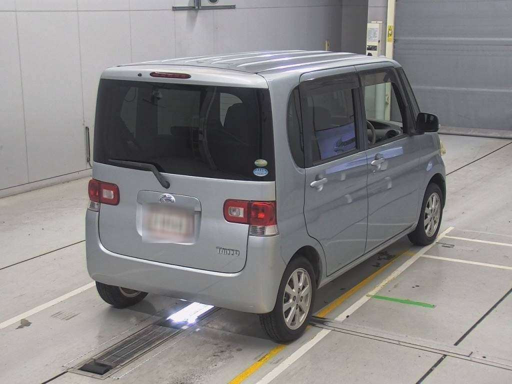 2010 Daihatsu Tanto L375S[1]