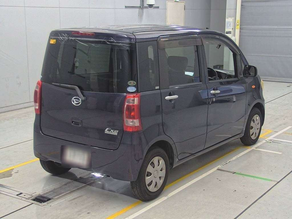 2010 Daihatsu Tanto exe L455S[1]